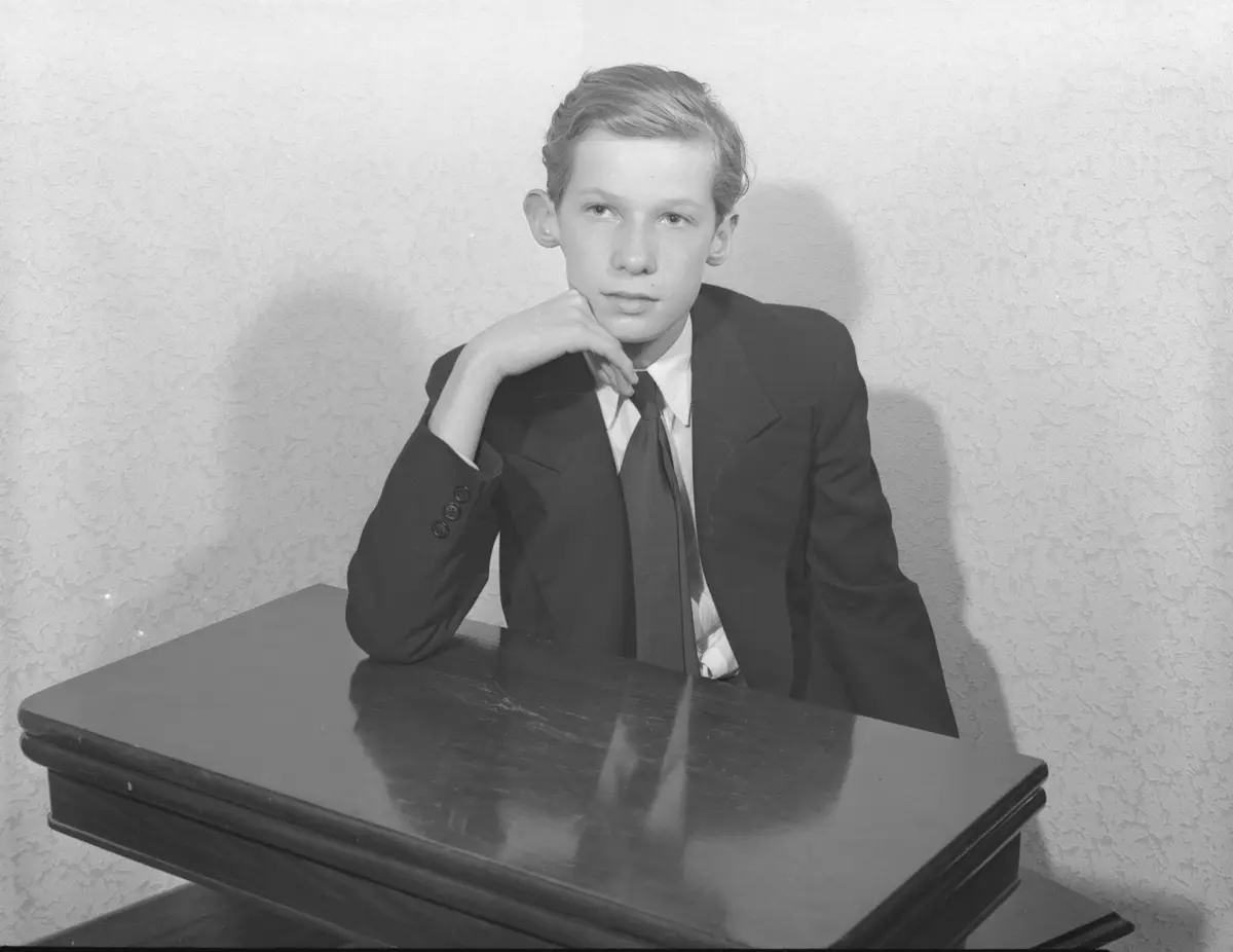 Glenn Gould, about 1940. Gordon W. Powley, Archives of Ontario