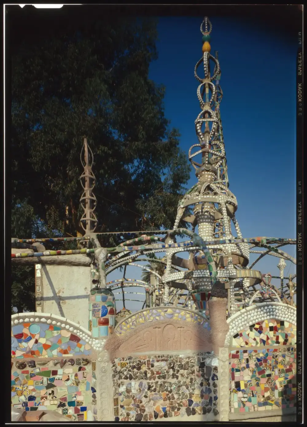 Simon Rodia's towers, the wall at the entrance. HABS, Library of Congress